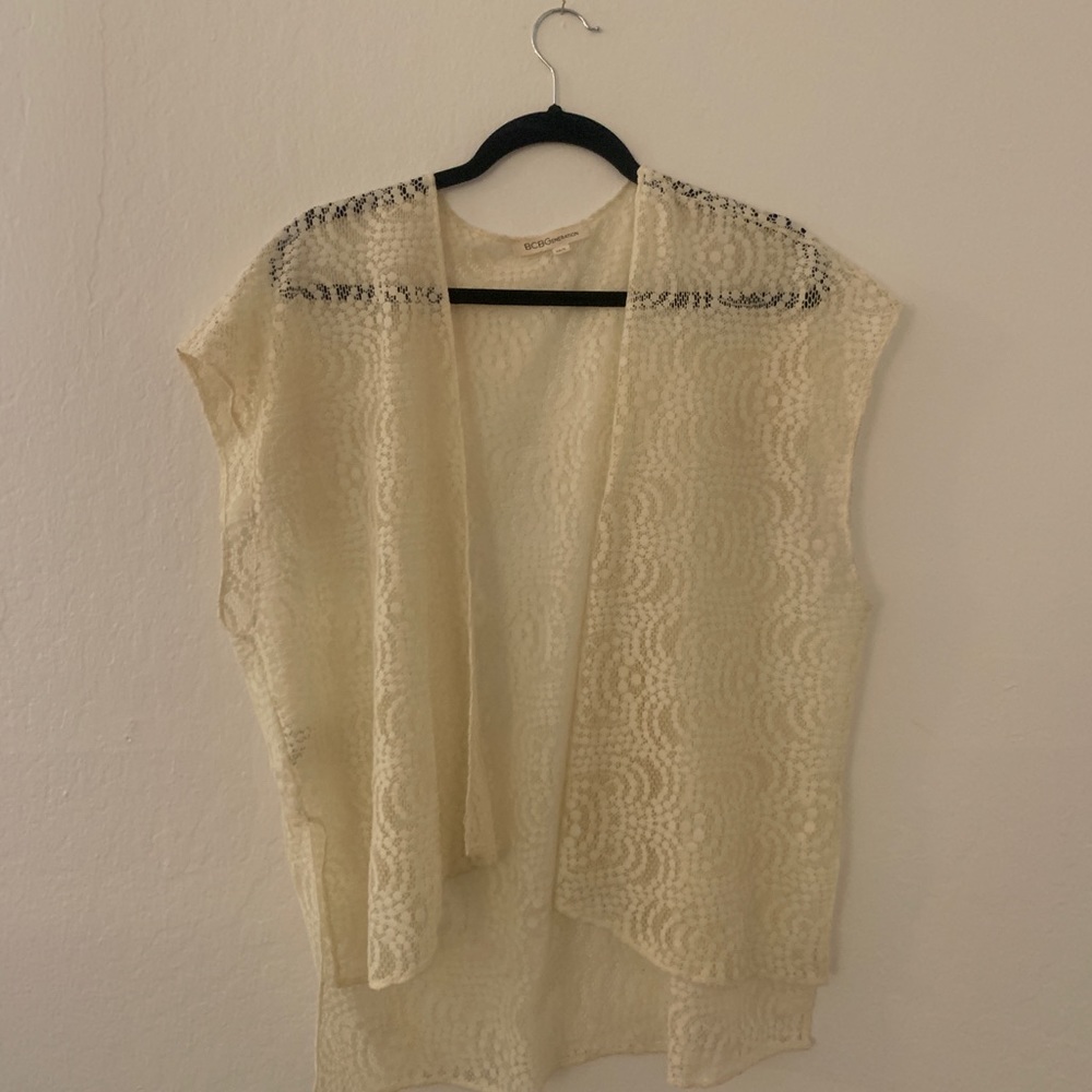 BCBGenerarion lace cover